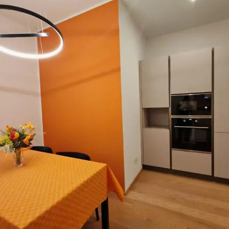 Merlino House 10 Minutes To